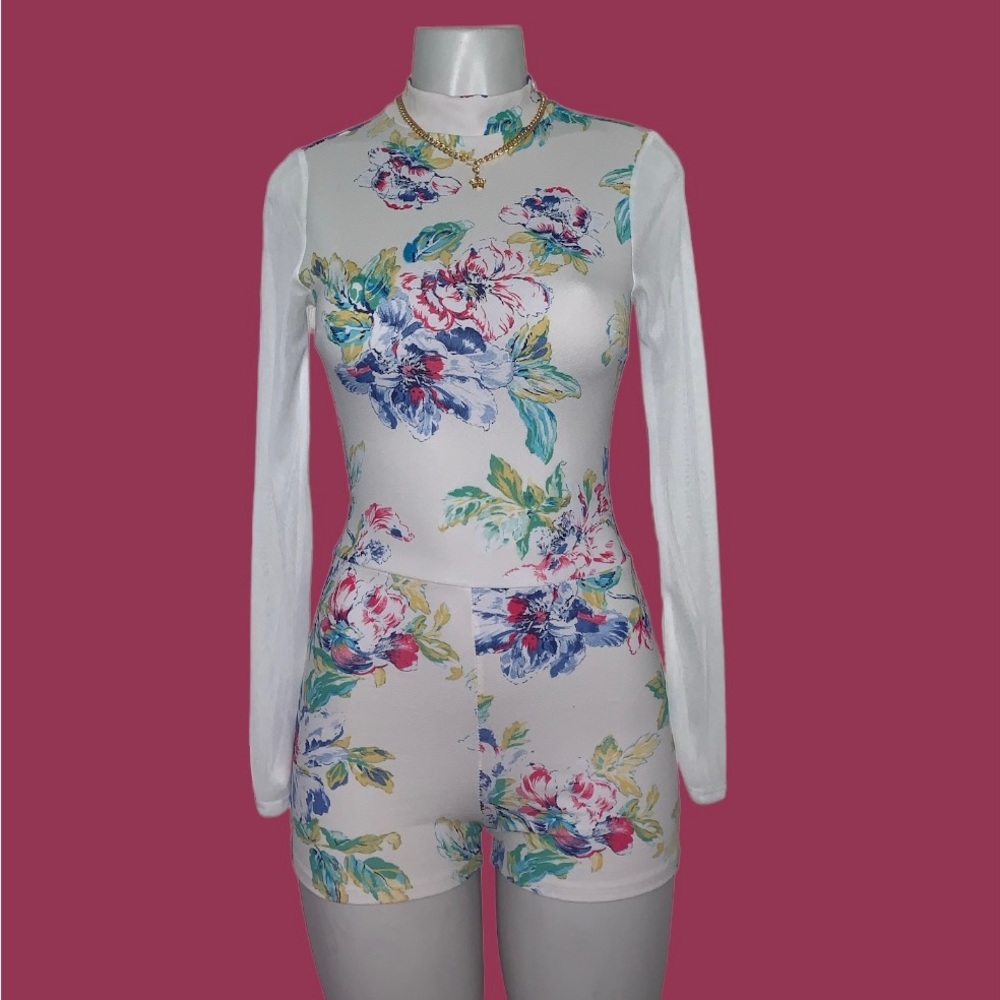 Floral romper with mesh sleeves